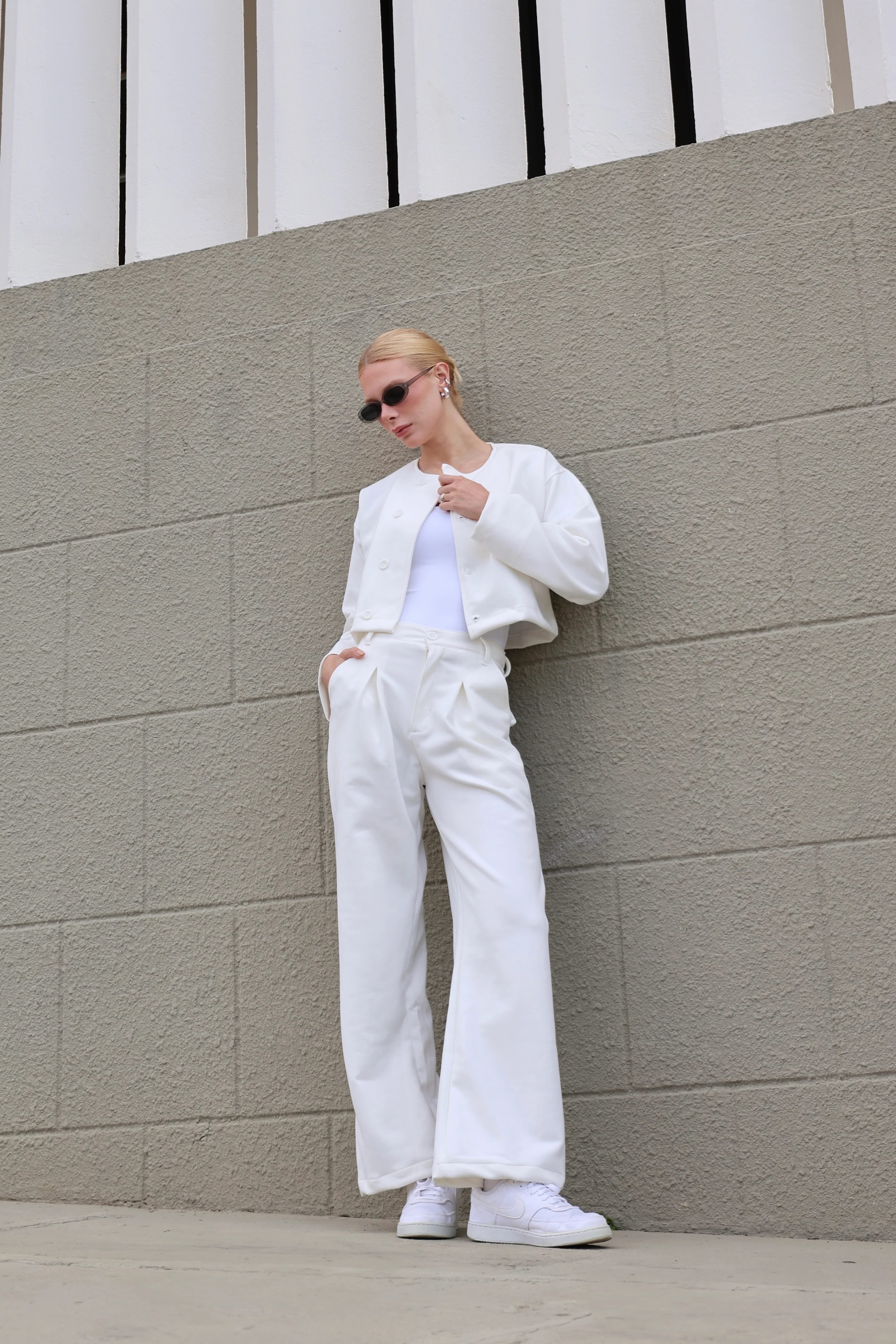 Jacket Traveler White - Image 5