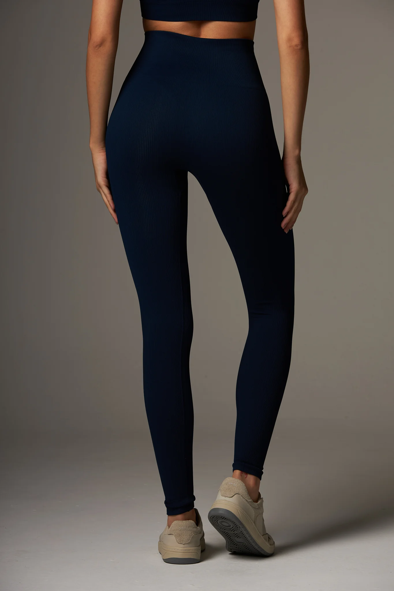 Legging Outsider Seamless Azul Marinho - Image 4