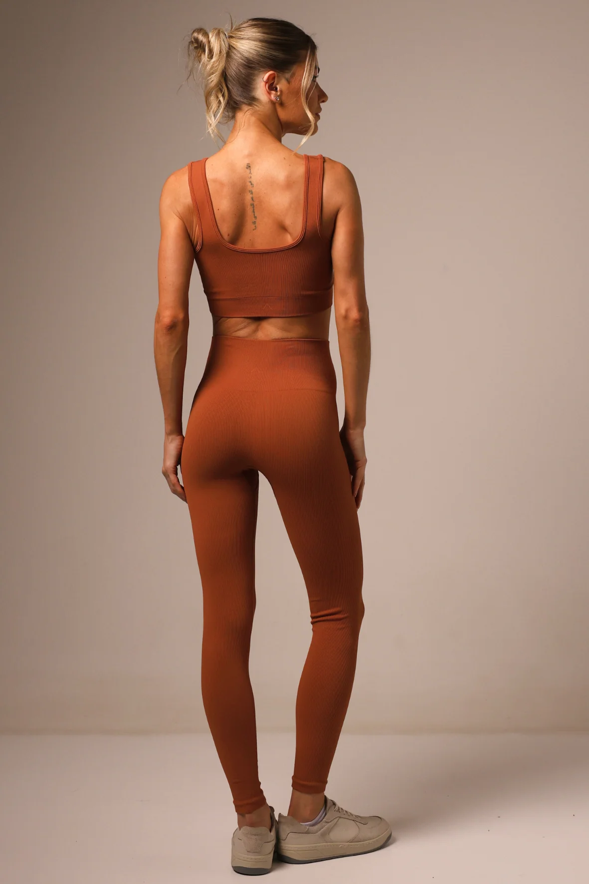 Legging Outsider Seamless Oak - Image 4