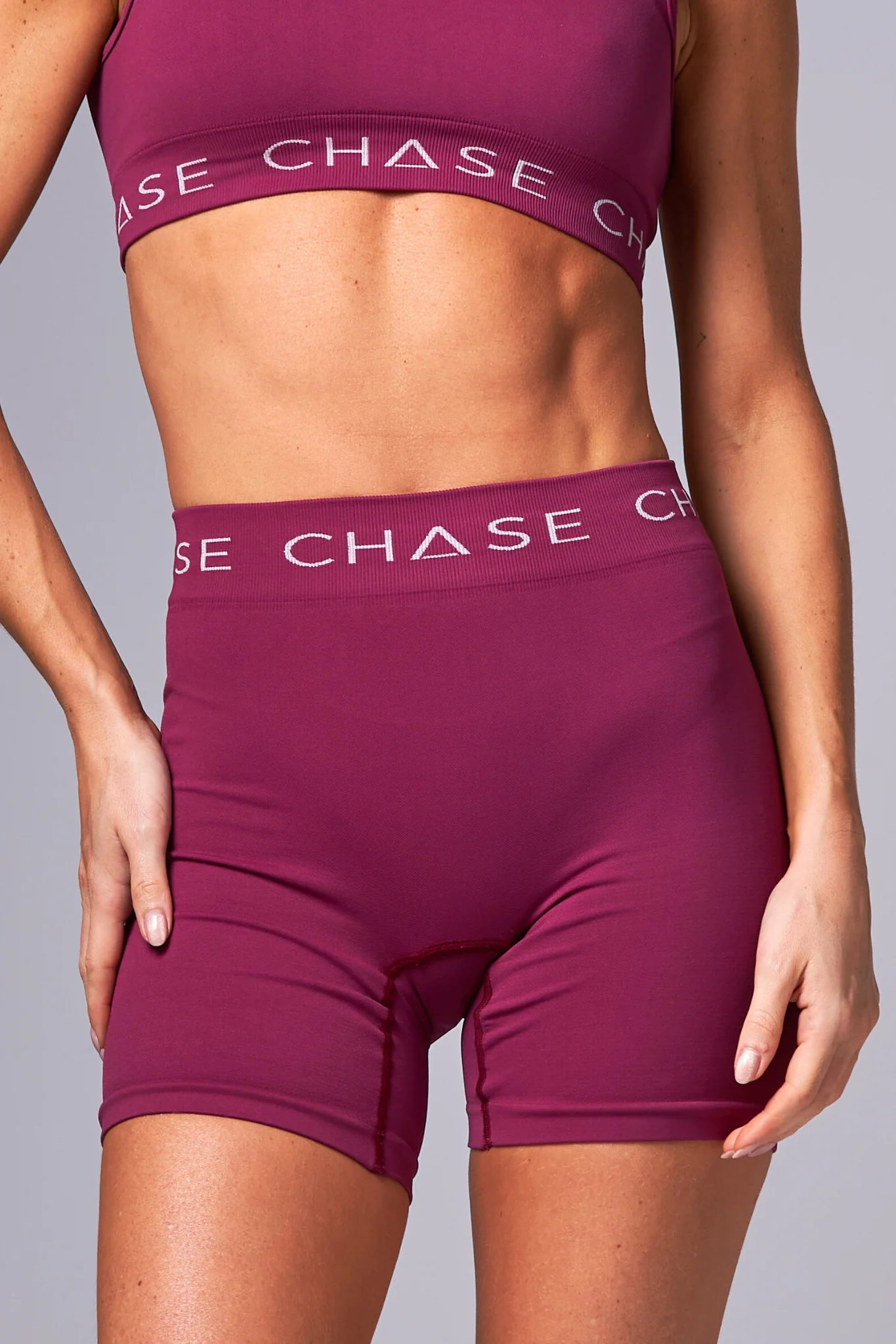 Short Signature Seamless Cherry - Image 2