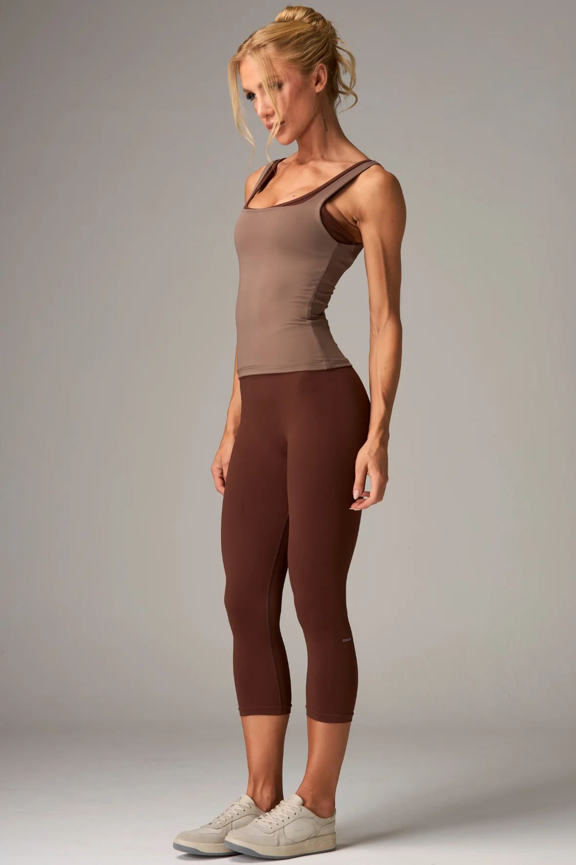 Tailor Tank Brown - Image 3