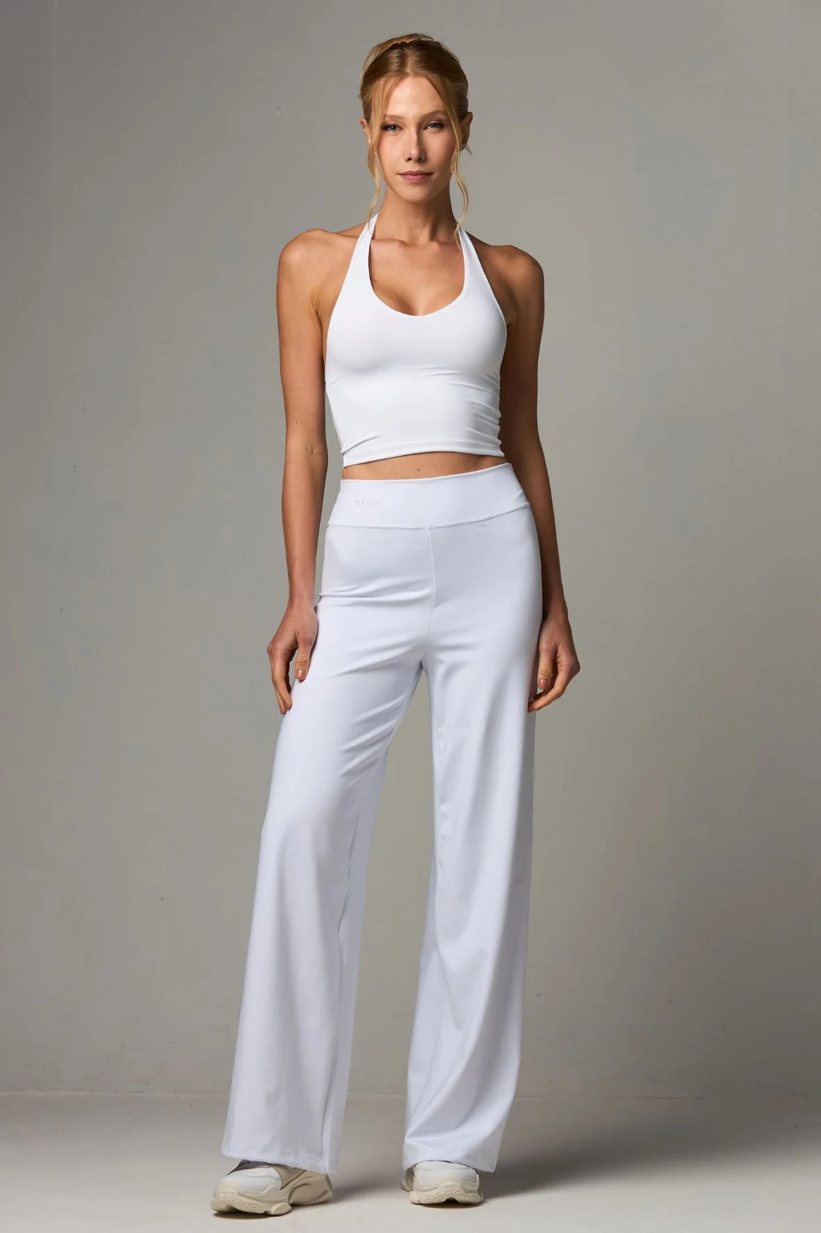 Tailor V White - Image 6