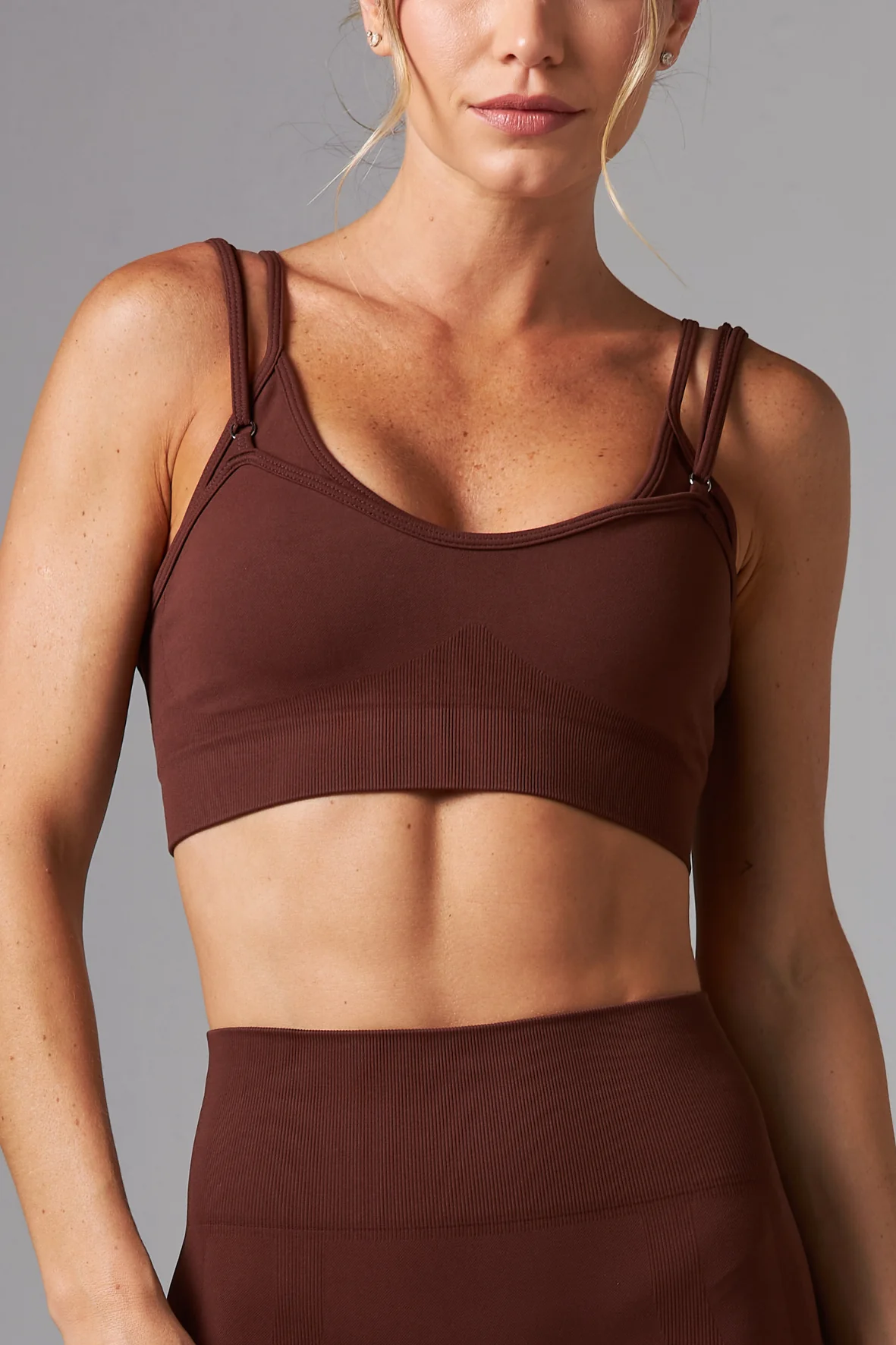 Top Caos Seamless Dark Brown - Image 3